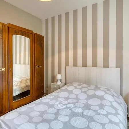 3 Bedroom Lovely In * ラ・トランブラード