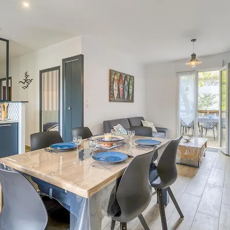 3 Bedroom Lovely In 別荘