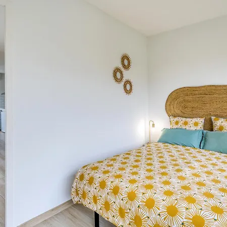 3 Bedroom Cozy In 別荘