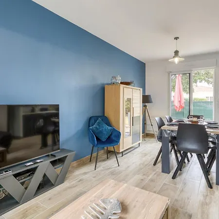 3 Bedroom Lovely In Tatil Evi La Tremblade
